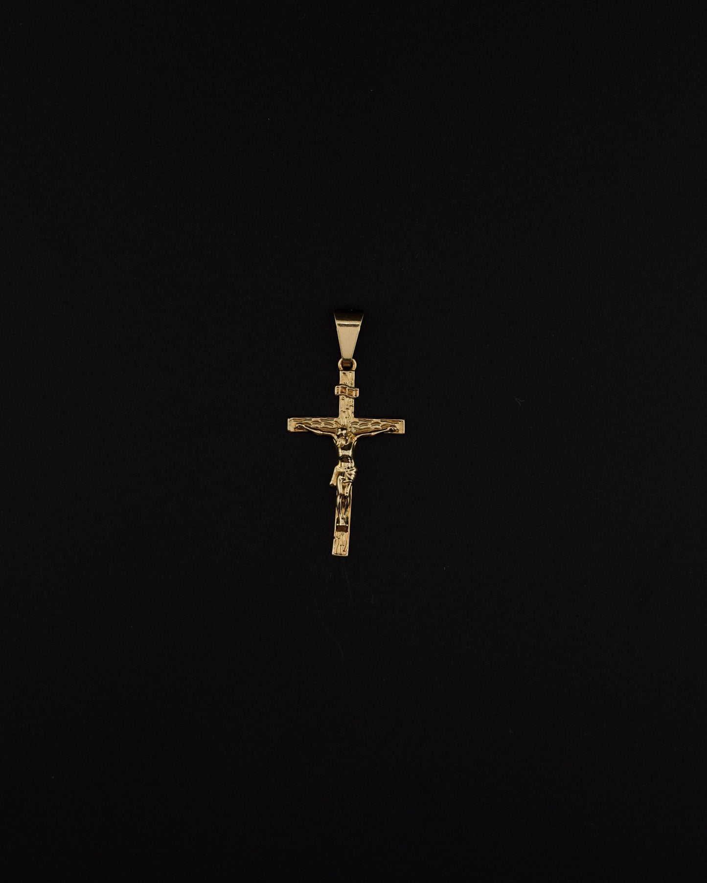 DIJE CRUZ MADERO 3.7 CM